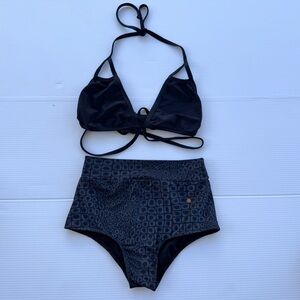 Agua Rosa Bikini Set Black Halter Top L High Waisted Bottom M Lycra Swimwear